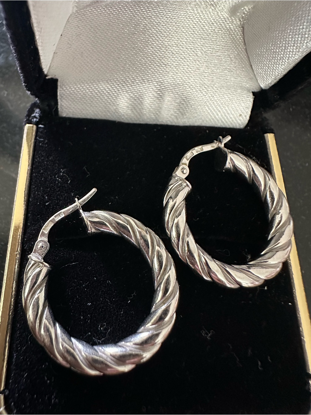 14 Karat Gold Twisted Hoop Earrings .